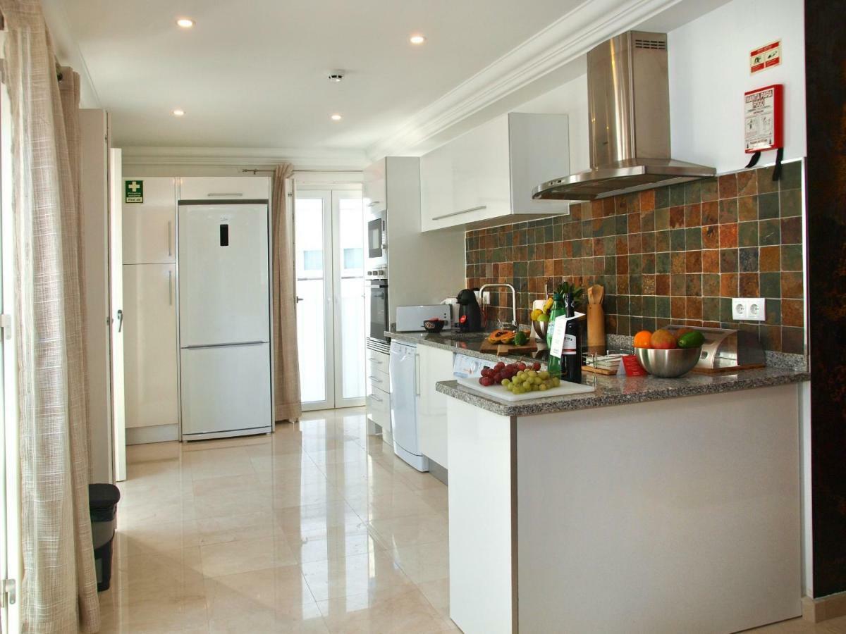 Apartamento Henri's - Pateo De Santo António