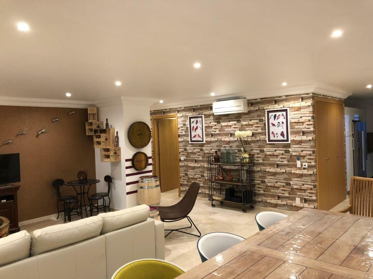 Apartamento Henri's - Pateo De Santo António *